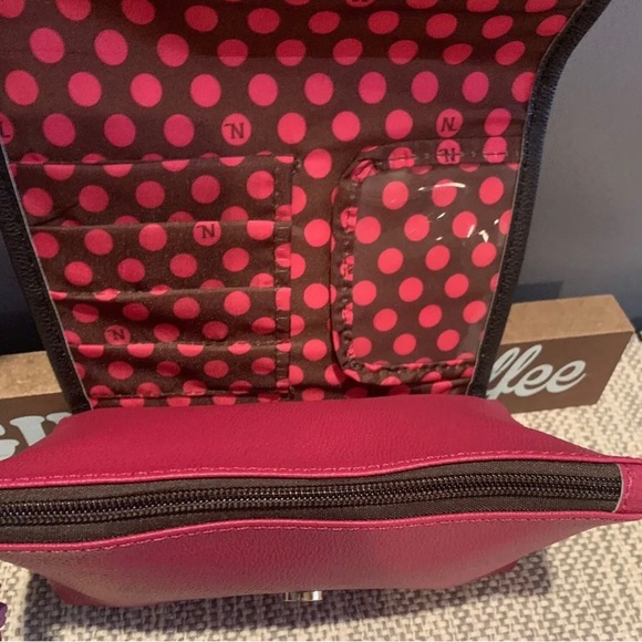 Nicole Lee cosmetic bag - Picture 5 of 5